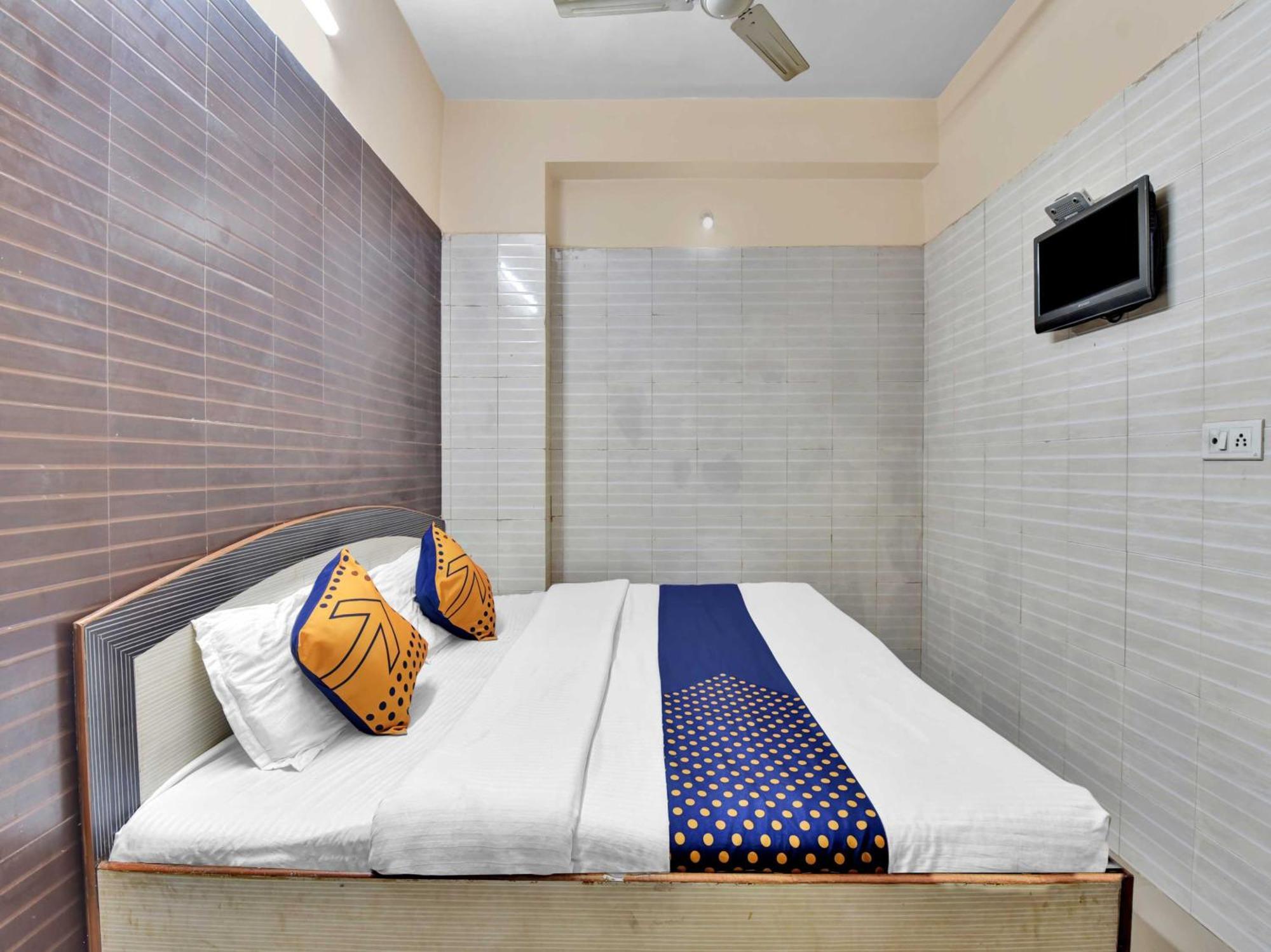 Oyo 85212 Hotel Vaibhav Adžmér Exteriér fotografie