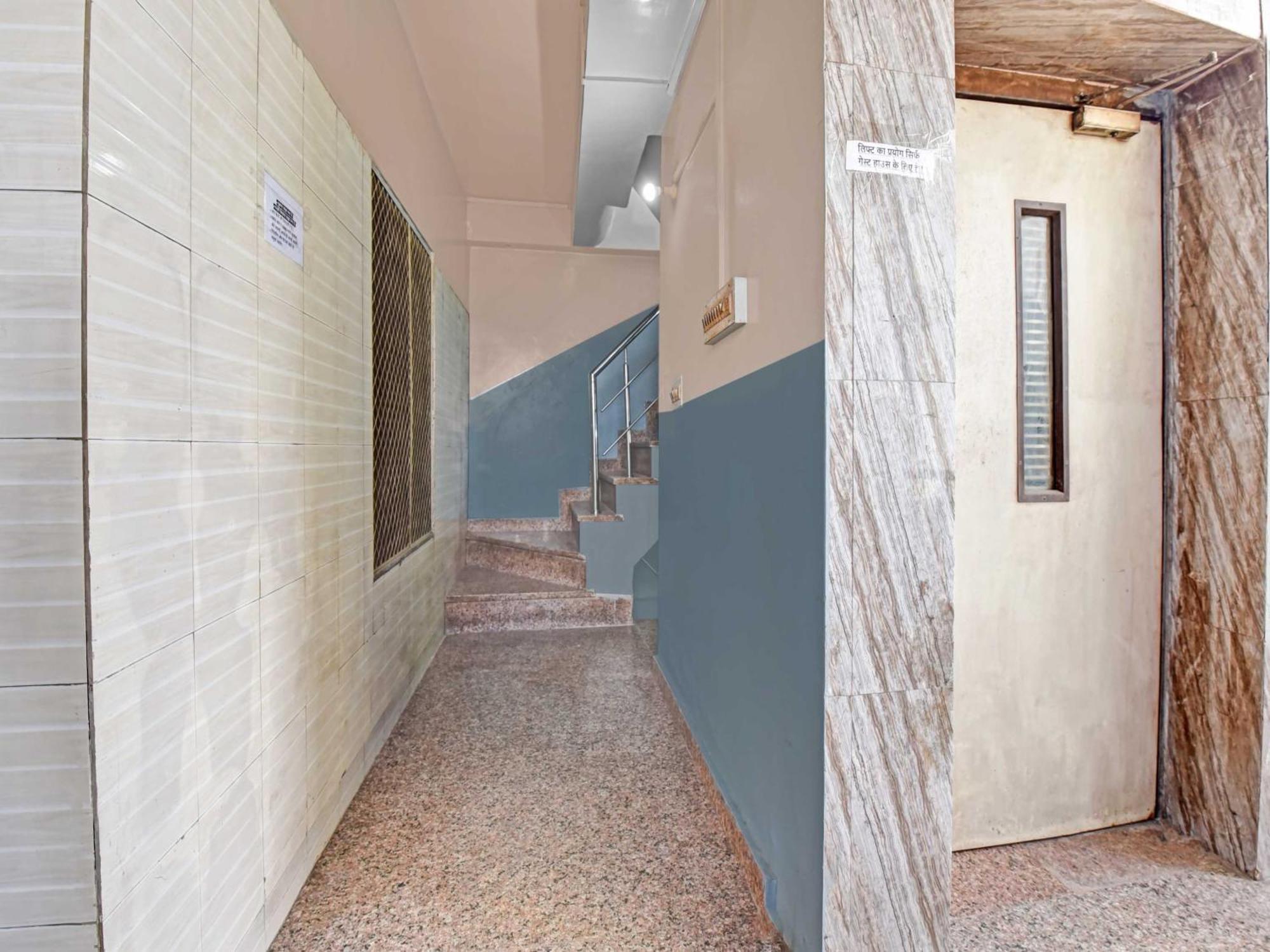 Oyo 85212 Hotel Vaibhav Adžmér Exteriér fotografie